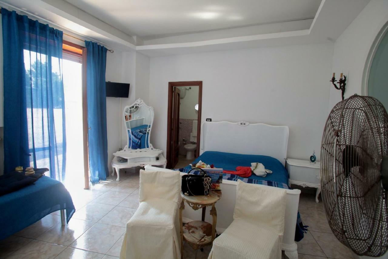 ليتشي Zo. Ne. Baroque B&B المظهر الخارجي الصورة
